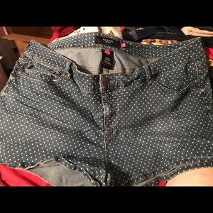 Torrid polka dot shorts